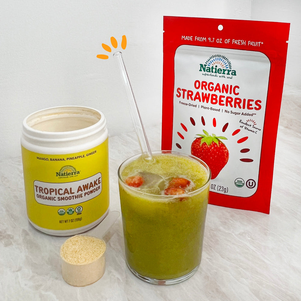 Spinach, Tropical Awake and Freeze-dried Strawberries in a smoothie