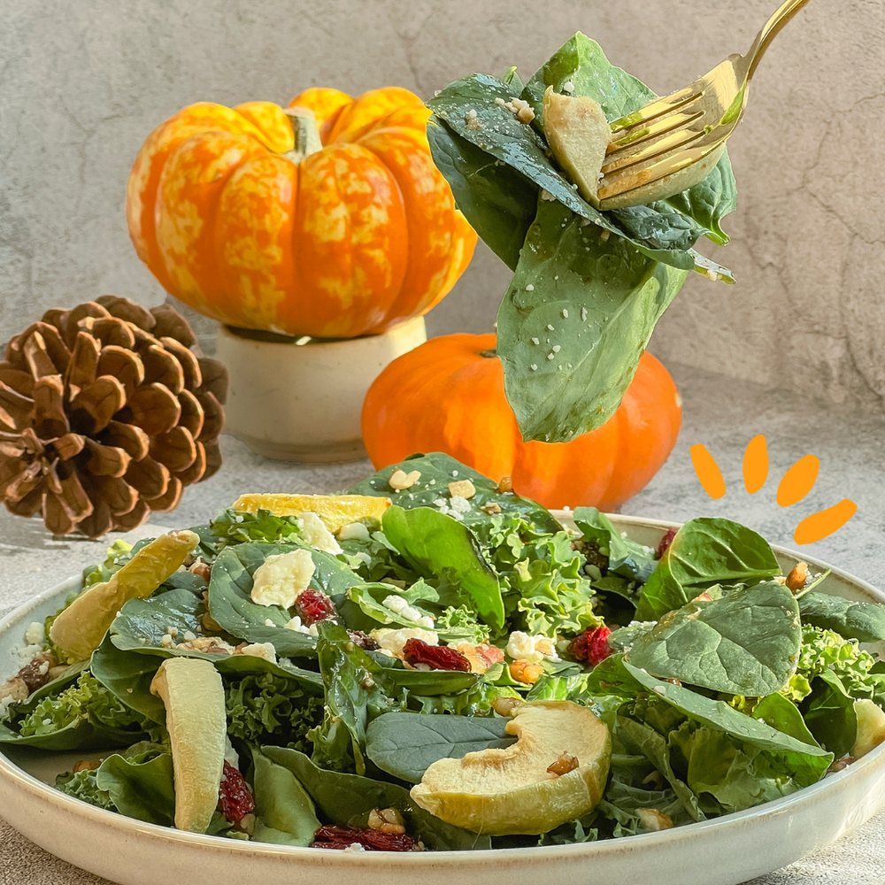 Fresh Salad with Freeze-Dried Apples and Goji Berries