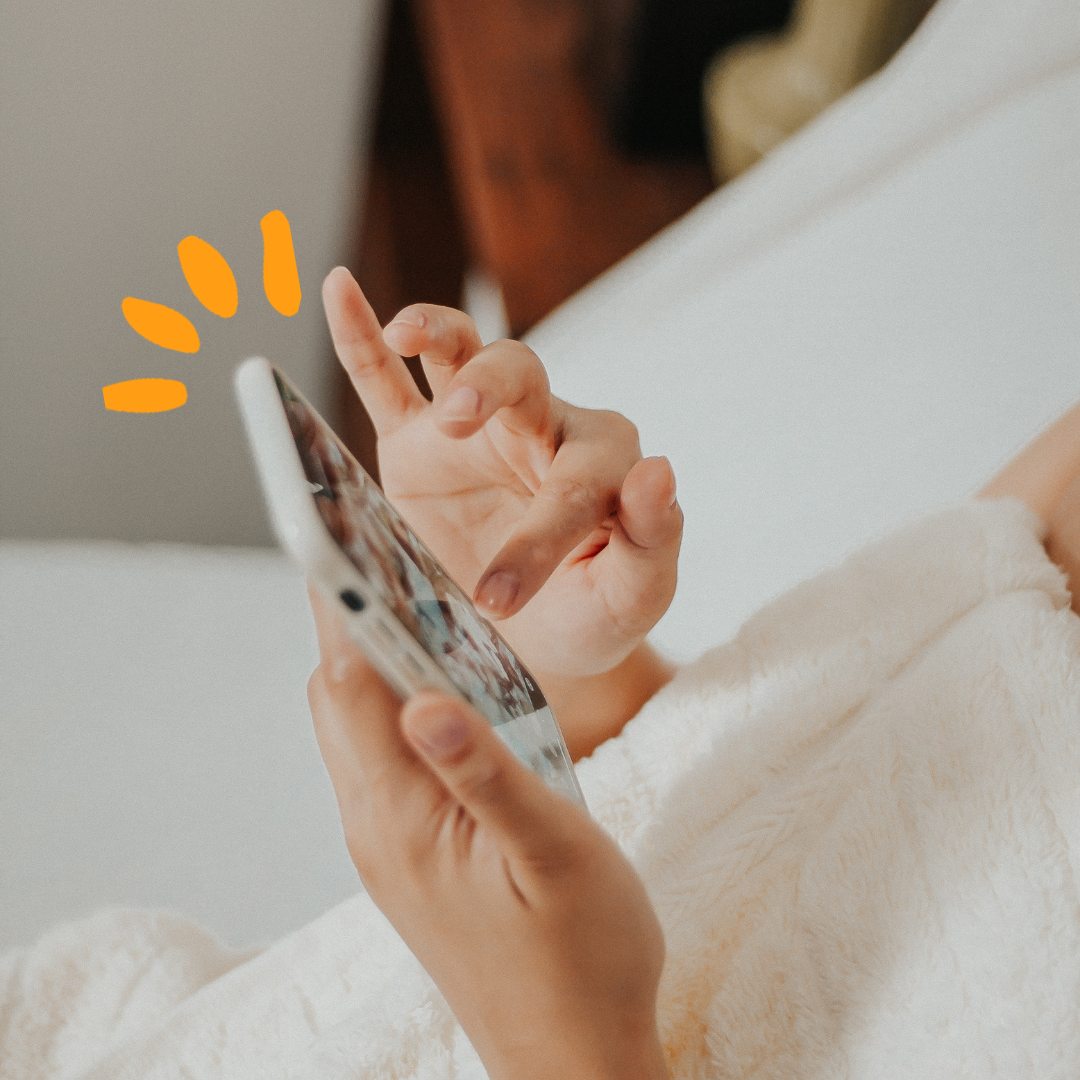 A person holding a cell phone